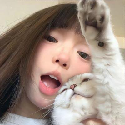女孩与蜘蛛